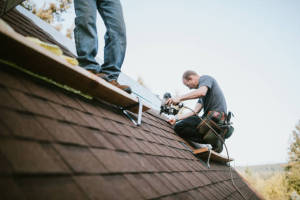 Local Roofers in Roslyn Hts, NY